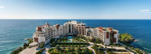 Merit Crystal Cove Hotel Casino & SPA