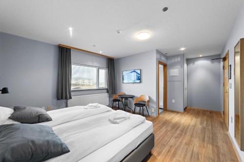 ستارت مطار كيفلافيك (Start Keflavik Airport) in كيفلافيك