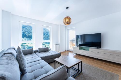 ¡Precioso moderno en Arinsal! 4Pax Parking RO (Barthe Holidays I Apartamento Moderno en Arinsal 4PAX a pie de pistas I Balcon con vistas y parking ) in Arinsal