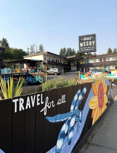 . Hotel McCoy Pullman - Art, Coffee, Beer, Wine