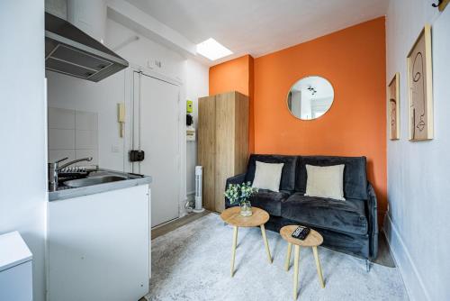 Metro Ourcq Paris 19th Studio