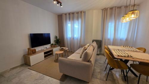 Corrala Juan Grande 4 con patio by Sanlúcar Housing