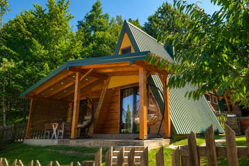 Unterkunft von außen, Koliba Pcelica II with private SPA in Bijelo Polje
