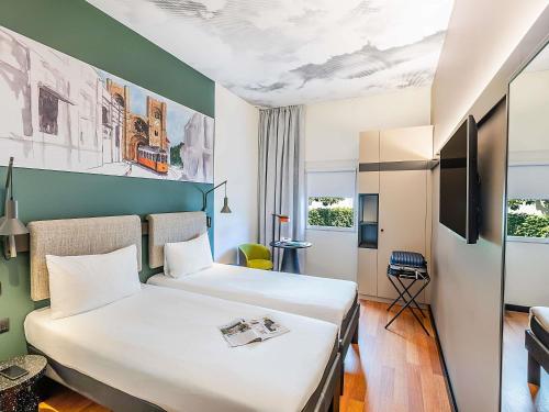 ibis Lisboa Parque das Na Room Type - Standard Twin Room