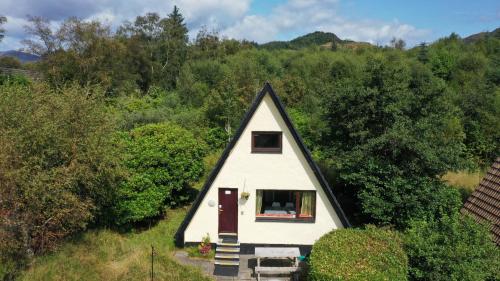 1 Bedroom Cabin with Mountain & Loch Views - Quiet Location between Glencoe & Ben Nevis gîte à louer The Inn at Ardgour