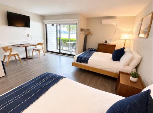 . Sechelt inn