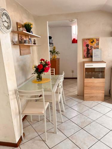 Casa LOUES in Asti