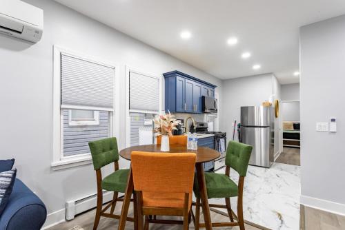 Modern Escape 3BR Apt with Parking in New Rochelle