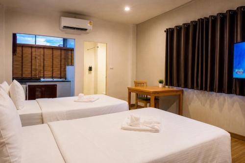 Crystal Resort Korat Room Type - Deluxe Twin Room