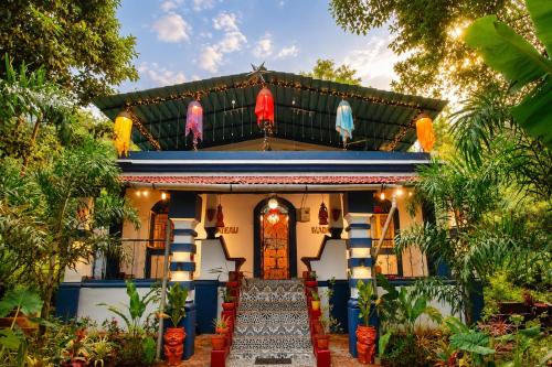 Chateau Madeira - 200 Year old Portuguese Heritage Luxury Villa Moira North Goa - Goa