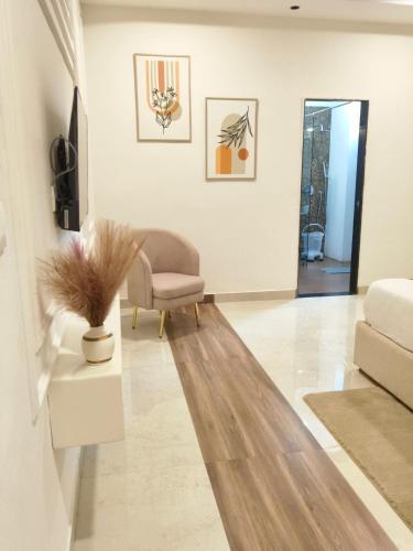 Celebration suites hotel - image 4
