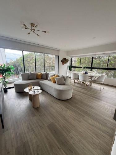 Javier Prado Suites Los Cipreses 3H