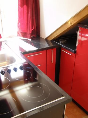 Split Artistic Apartments - image 13