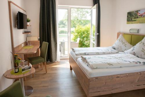 Hotel Am Deich in Apen