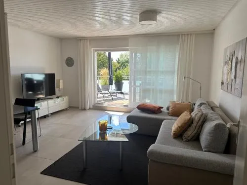 Ferienwohnung mit Seeblick und PKW Abstellplatz am Haus in Überlingen, Deutschland