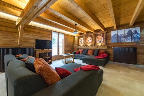 Chalet montagnard 15 personnes - proche du centre du village