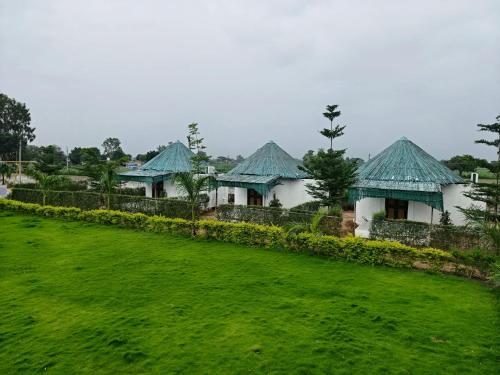 Glory Farm