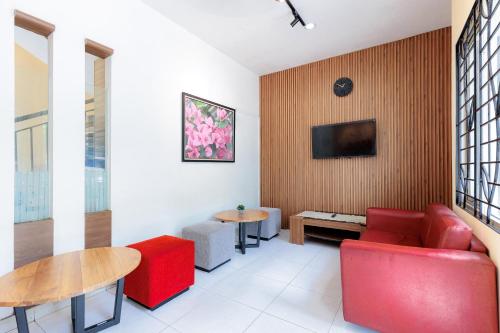 Équipements, RedDoorz Syariah Plus @ Wisma Bougenville Karawaci in Karawaci