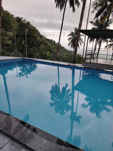 Bassein, karuvarakundu in Kalikavu
