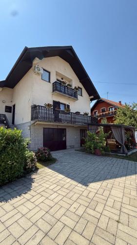 Nikola apartman in Arilje