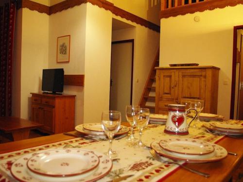 Duplex 7 pers. proche des pistes - 3 Pièces 7 personnes MAE-0295