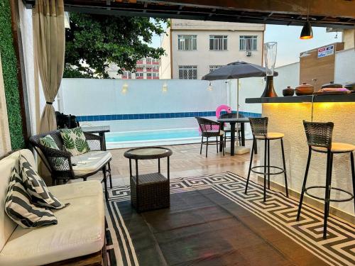 House for up to 12 people, pool, barbecue area, pool table in Meier