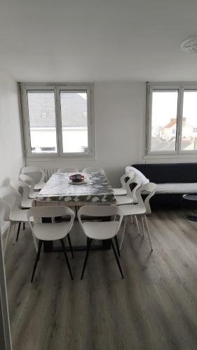 Lovely Anjou Grand appart calme centre-ville - Location saisonnière - Saint-Nazaire