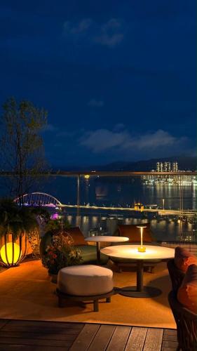 Restaurant, The Royal Garden Kowloon East in Tseung Kwan O