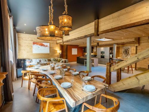Chalet spacieux, parking - 14 pers. - FR-1-905-3