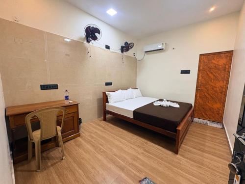 Joy Ac Hall & Rooms