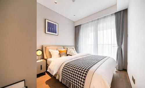 Shenzhen Elite Platinum Seal Serviced Residence near MixC Foodie - image 3