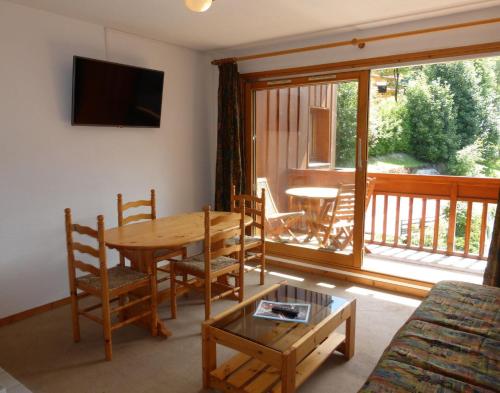 Résidence Le Cristal - Appartement 2 pièces 4 personnes situé à Méribel centre avec piscine extérieure et proche des commerces MAE-2134