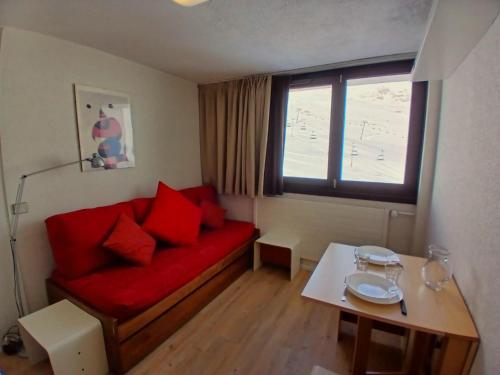 Résidence Le Palafour - Studio 2 personnes à Tignes au pied des pistes, des commerces proche de l'ESF, de l'office du tourisme dans le quartier du lac. MAE-2159
