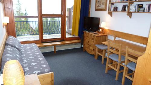 Résidence Aiguille Grive Bat Iii - Joli duplex de 2 pièces pour 6 personnes, skis aux pieds, dans le village de Charmettoger à Arc 1800 MAE-2186