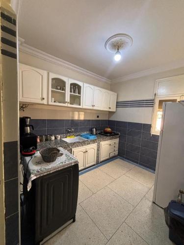 Kitchen, Gemutliche Wohnung in zentraler Lage mit Klimaanlage in Essalam