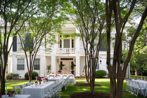 The Montgomery B&B in Starkville (MS)