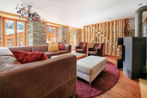 Stegmatte - Unique luxury triplex apartment for 10 persons