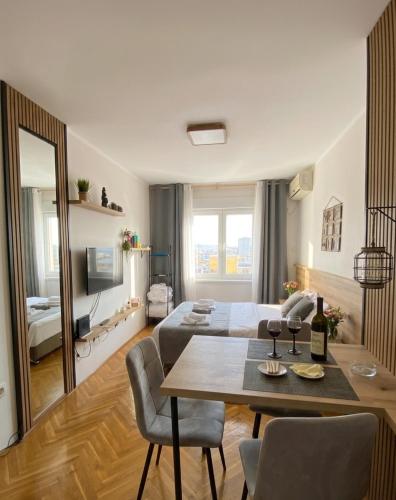 Studio apartment Art Zone III