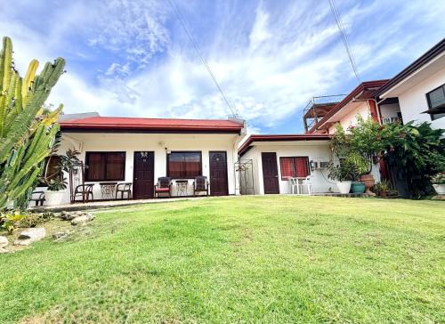 New Eve's Kiosk Dive Resort in Moalboal
