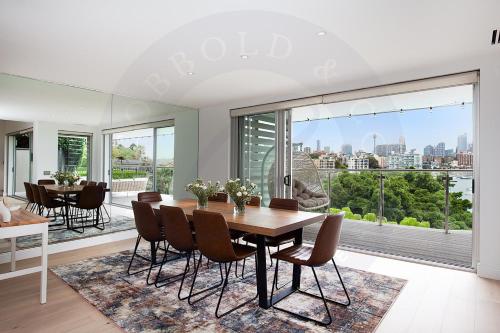 Kanangra - A Superb House on Sydney Harbour in Darling Point