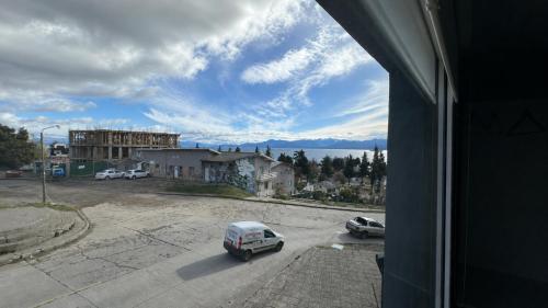 Departamento con vista al lago