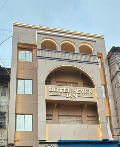 A szálláshely kívülről, Hotel Seven Inn  in Sardar Patel Körút