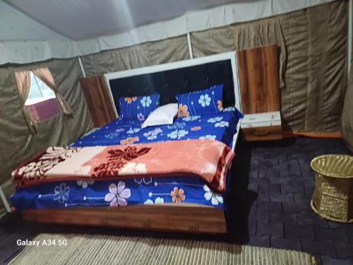1 queen bed