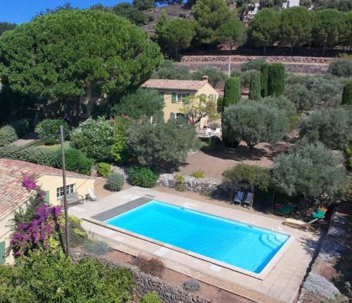 Grande maison, vue , piscine, jardin - climatisation été 2027 - Location saisonnière - Ollioules
