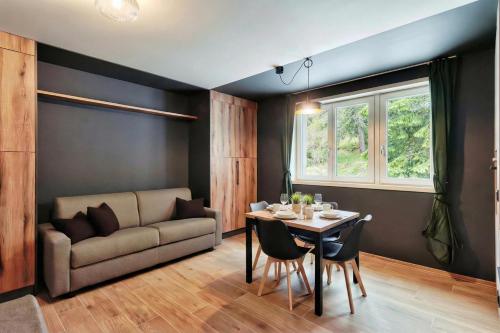 Casa del Colle Studio E3 Ski Base for 2 - Happy Rentals