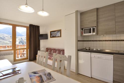 Résidence Andromede - Appartement lumineux · Accès direct aux pistes · Vue pistes MAE-3577
