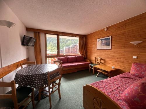 Résidence Carroley A - Appartement agréable · Cœur de station · Vue pistes · Balcon MAE-3671