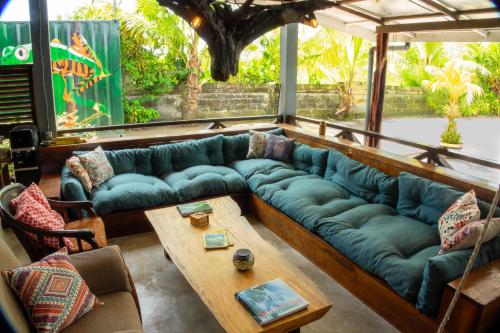 ห้องส่วนกลางสำหรับนั่งเล่น/ดูทีวี, Sutopia Holiday Resort in เมียร์ซอร์ก