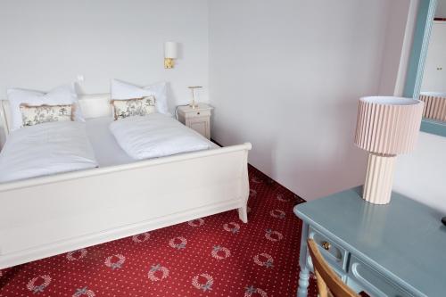 Strandhotel Berg by ALPAMI Room Type - Junior Suite with Terrace