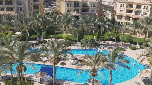 Stella Marina Roof Pool View New Alamin view and Marina Beach access in El Alamein